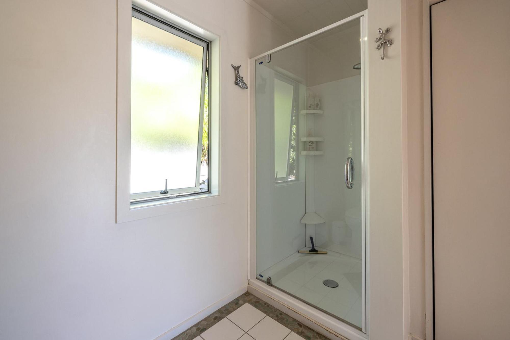 Tawa Cottage - Coast & Country Oneroa المظهر الخارجي الصورة